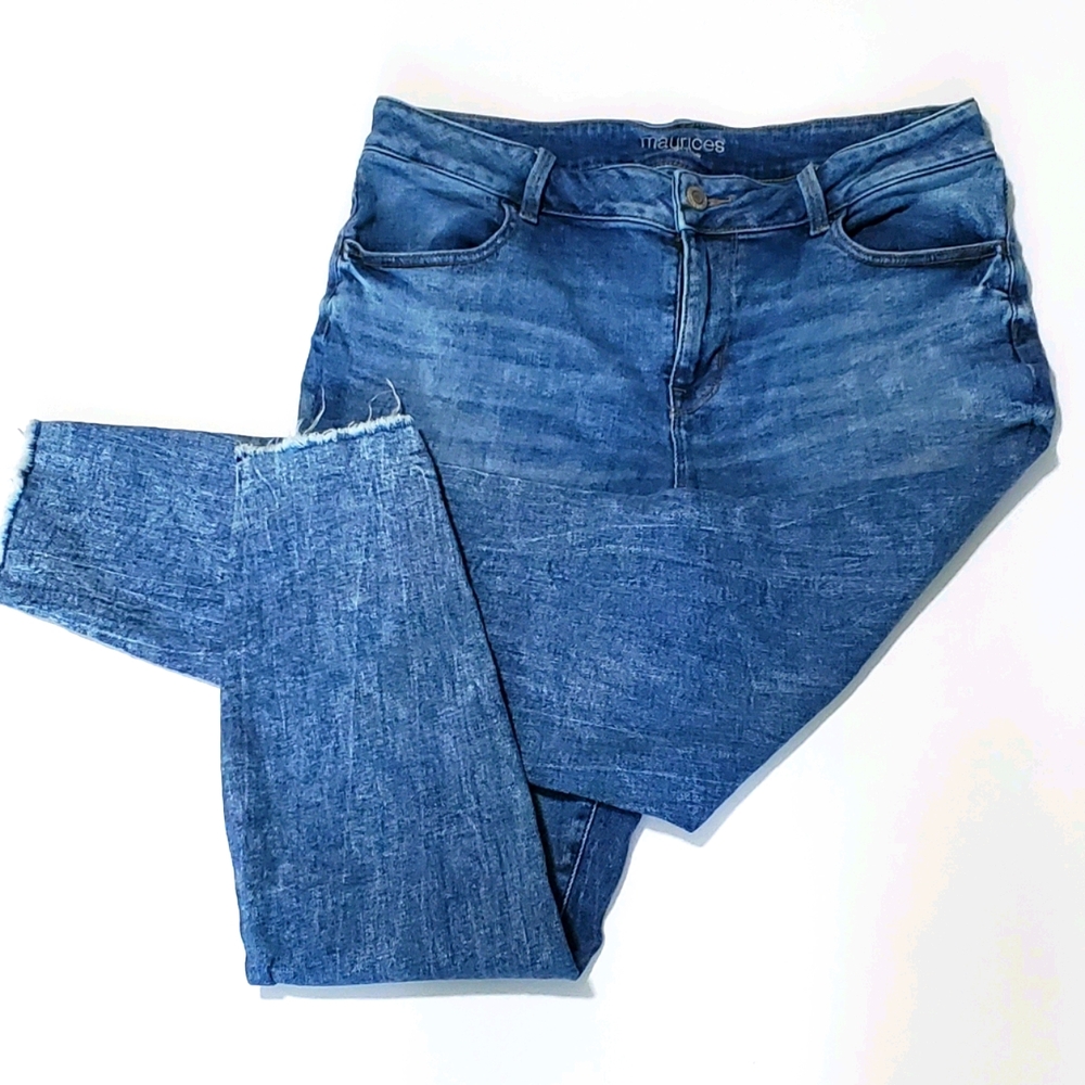 Womens Sharkbite Hem Jeans